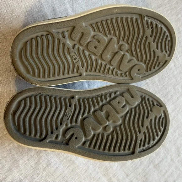 Native Shoes Jefferson Kids Slip On Water EVA Shoe - Picture 4 of 8